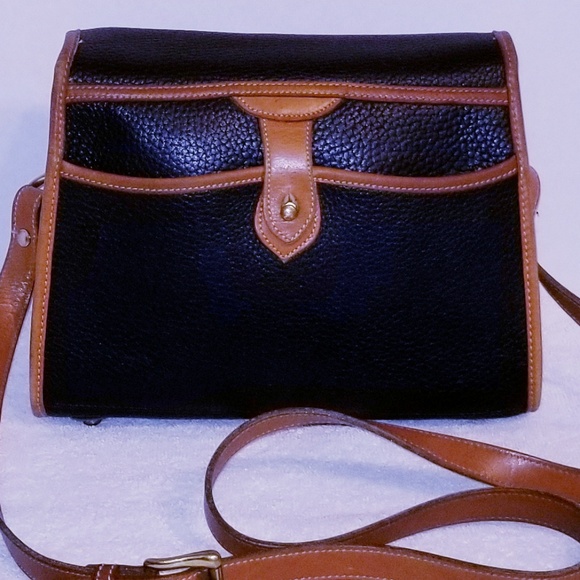 $SOLD$ 💯Authentic Vintage Dooney & Bourke Essex - Picture 3 of 8